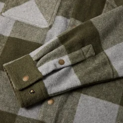 Men's Canadian Shirt