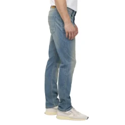 Men's Performance Denim Relaxed Taper