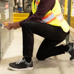Terra Safety Shoes|Work Outerwear<Men's Mullen Aluminum Work Shoes Black / White