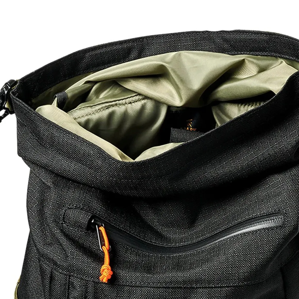 Passenger 2.0 27L Backpack