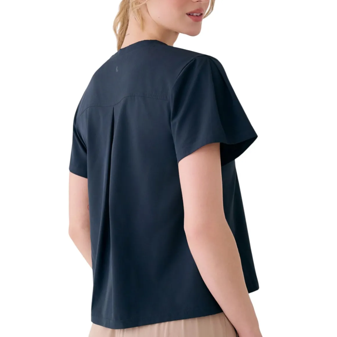 Women's Olivie V-neck T-Shirt