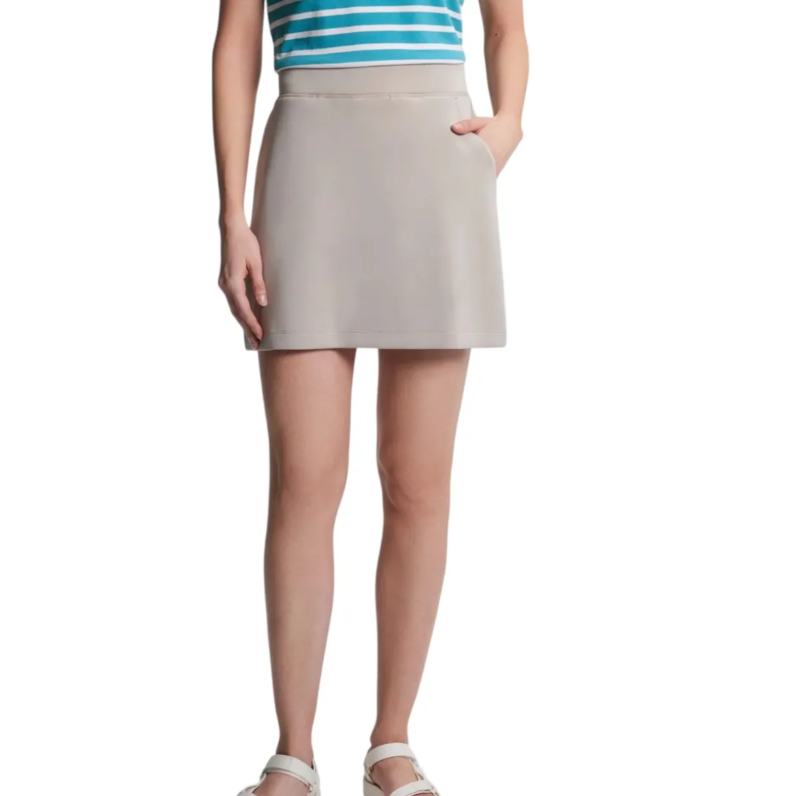 Women's VERO Skort