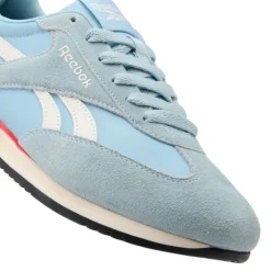 Women's World 70 Shoes