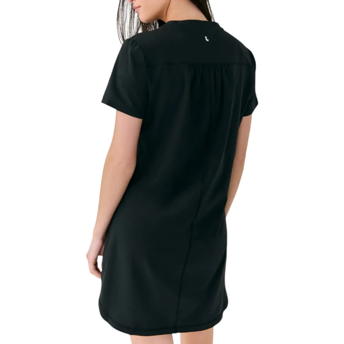 Lolë Sweaters|Shirts<Women's Momentum V-Neck Dress Black